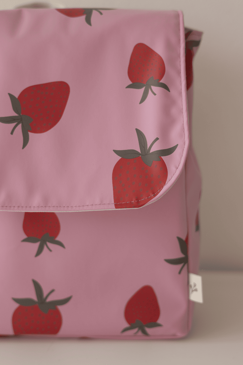 Kinderrucksack Kitarucksack Erdbeere – Bild 4