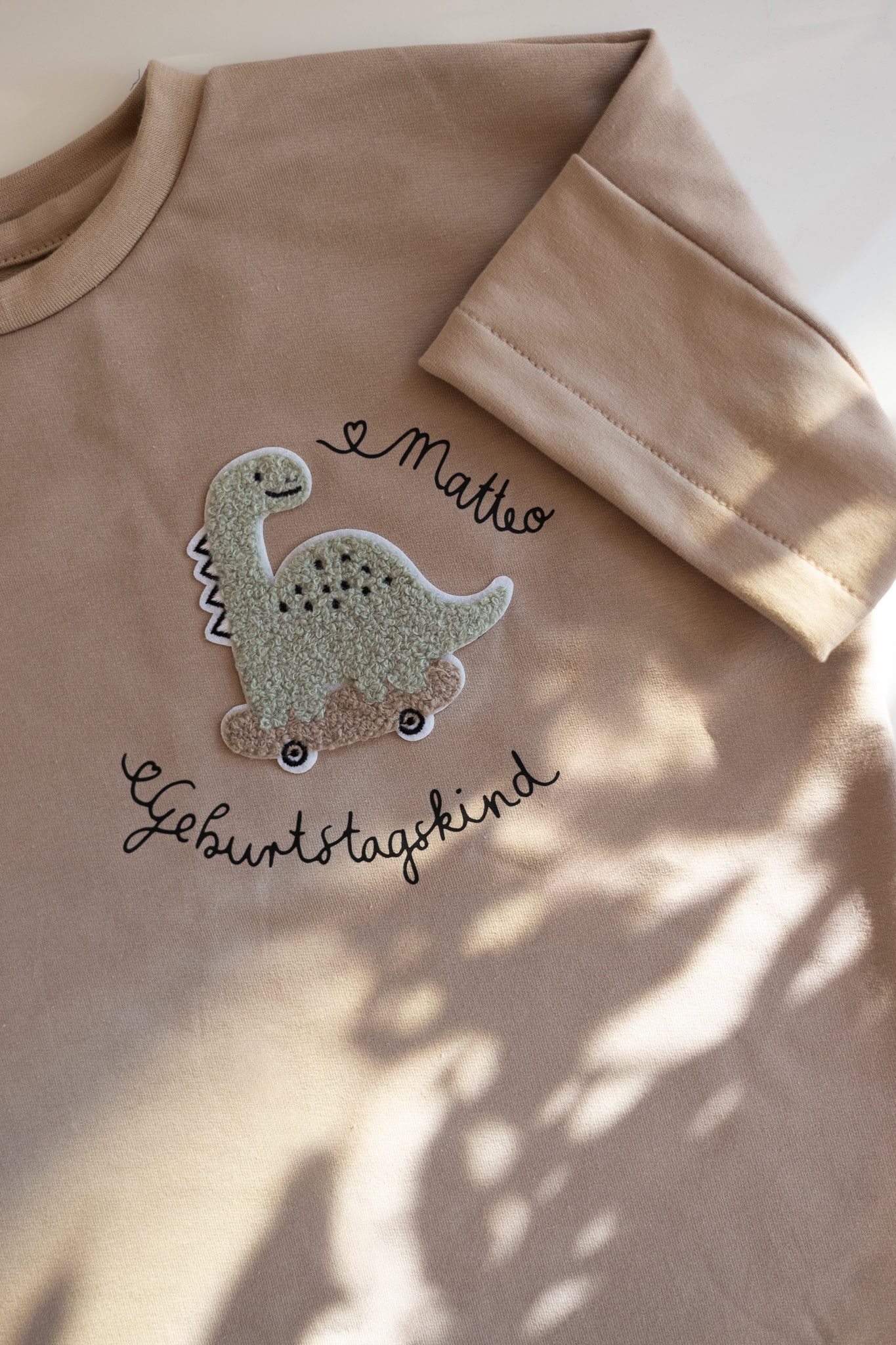 Geburtstags Shirt oversize Dino – Bild 2